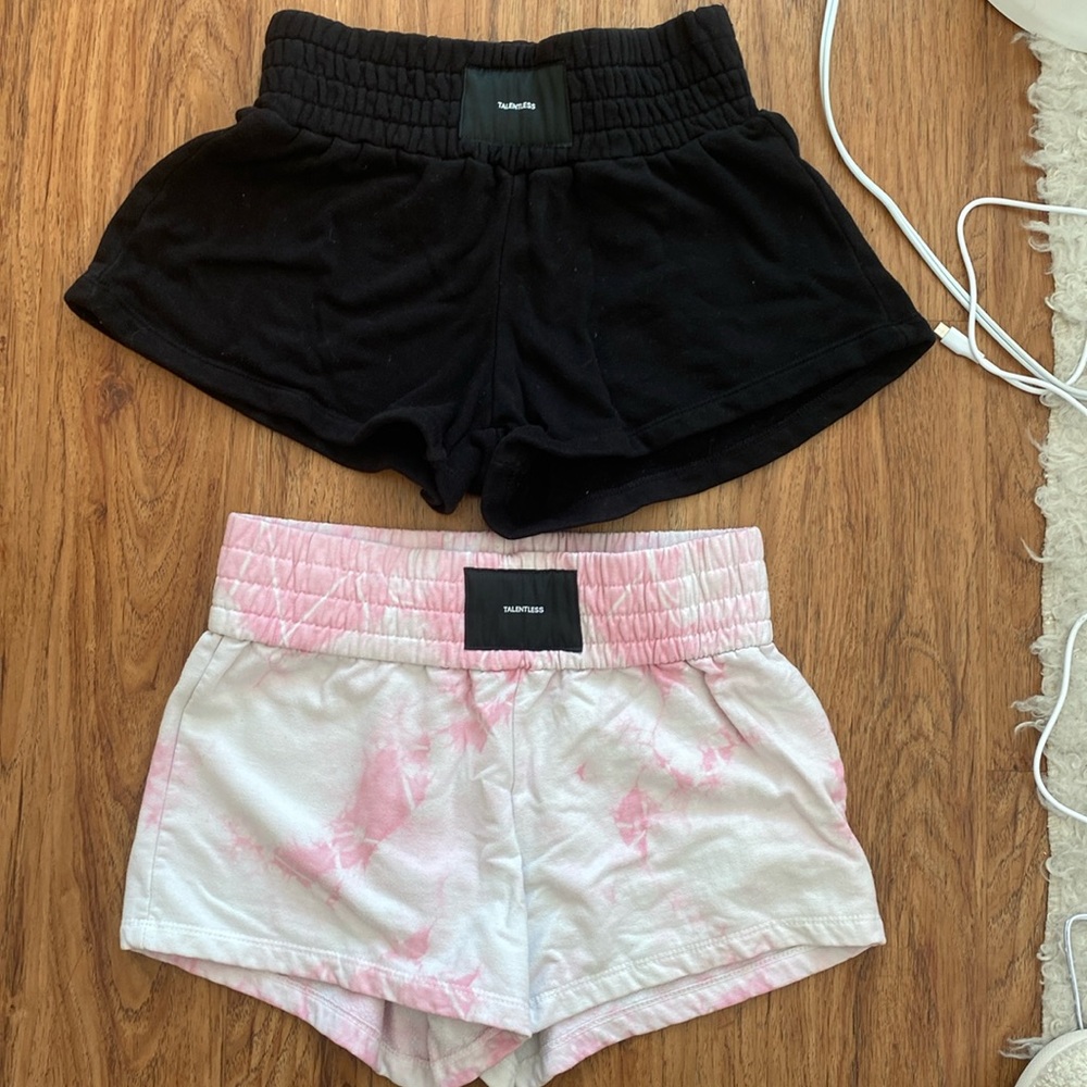 XS TALENTLESS Black and Pink Tie-Dye Women Shorts